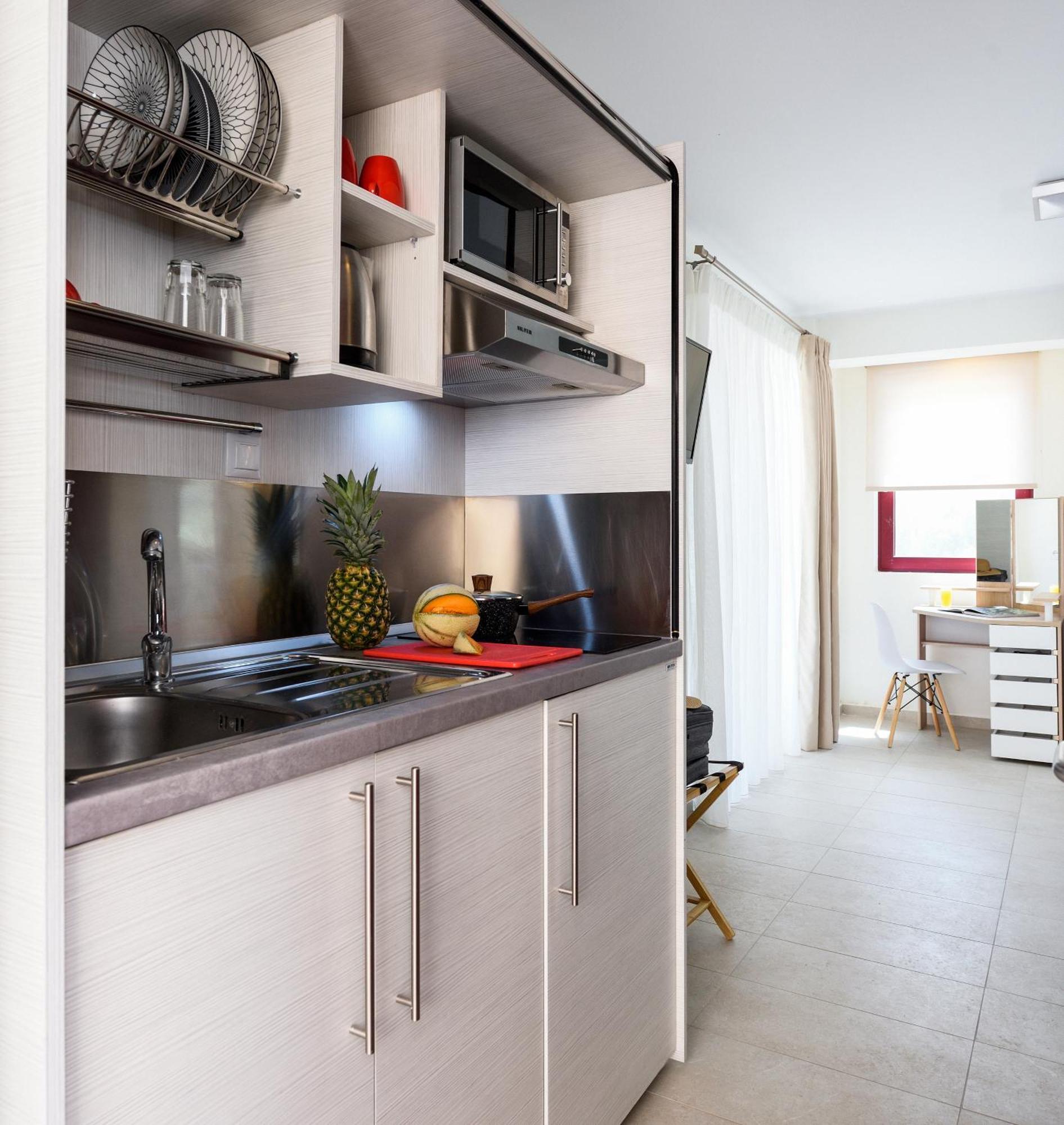 Elpiniki Luxury Rooms Nea Poteidaia Exterior foto